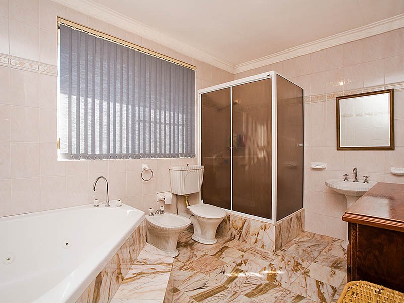 972 King Georges Road, Blakehurst NSW 2221