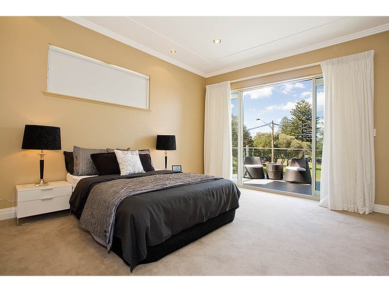 6  Napoleon Street, Sans Souci NSW 2219