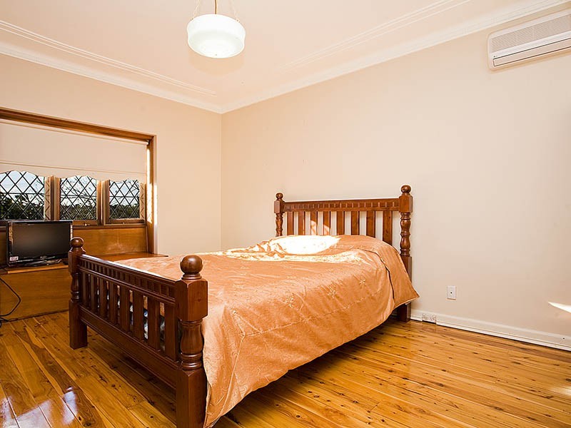 26 Stotts Avenue, Bardwell Park NSW 2207