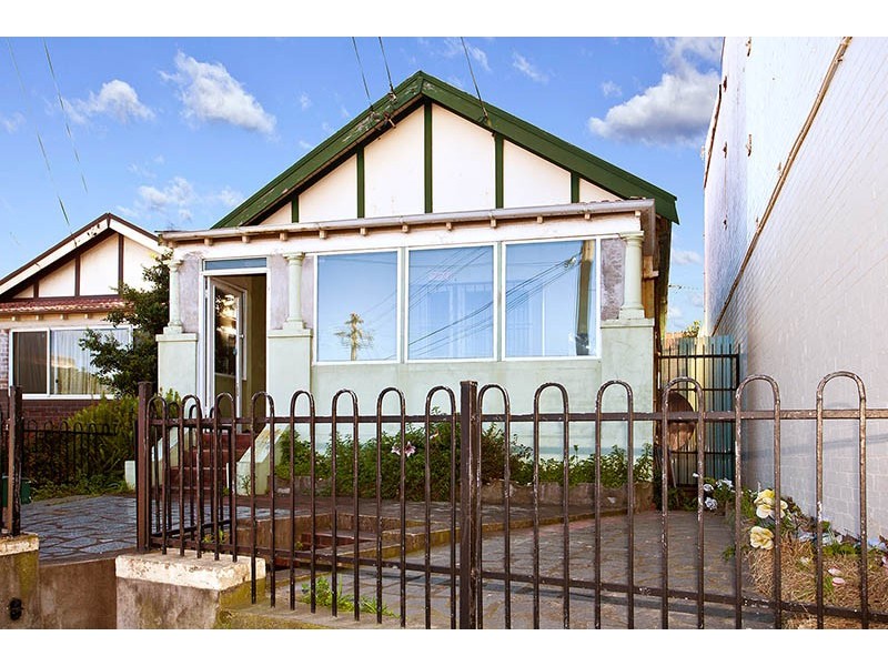 8 Gannon Lane, Tempe NSW 2044