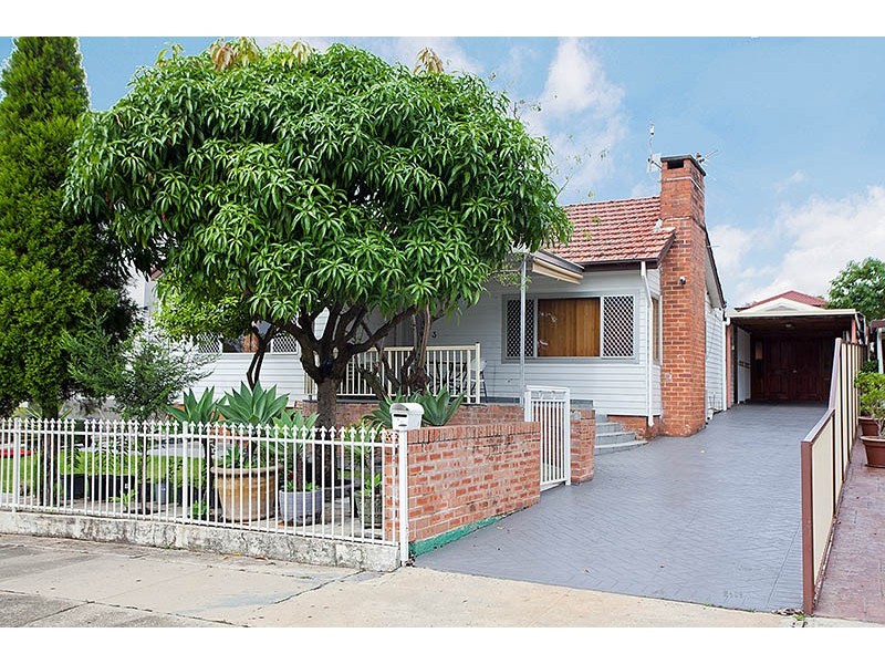 3 Walker Street, Turrella NSW 2205