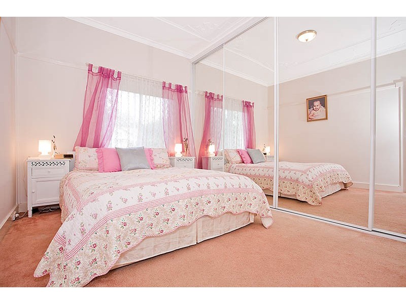 12 Myall Street, Oatley NSW 2223