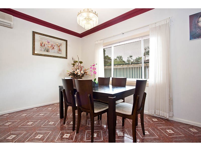 12 Iris Avenue, Riverwood NSW 2210