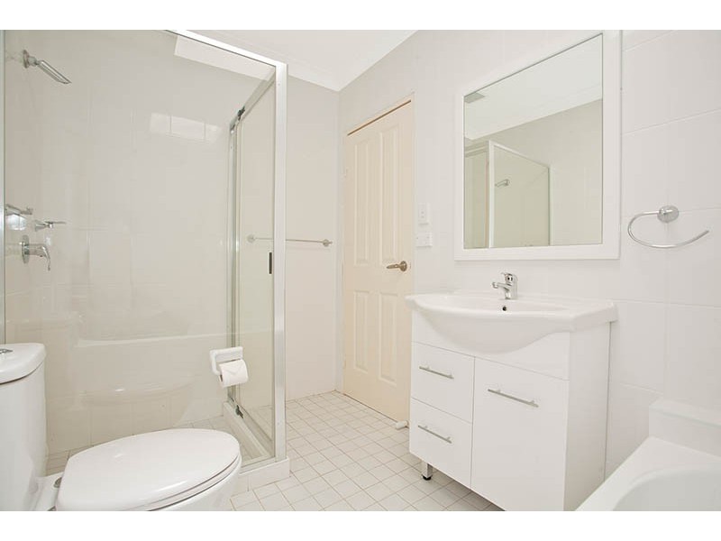 123 Moorefields Road, Roselands NSW 2196