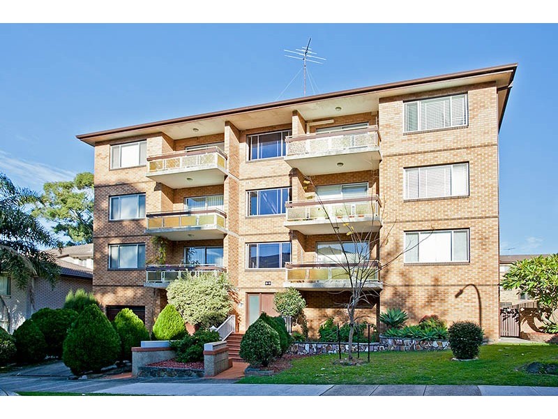 2/9-11 Woids Avenue, Hurstville NSW 2220