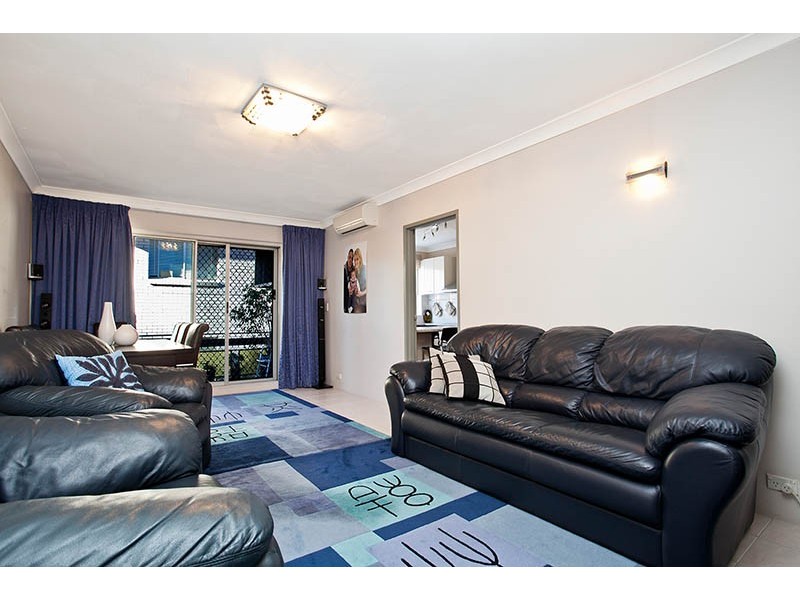 2/9-11 Woids Avenue, Hurstville NSW 2220