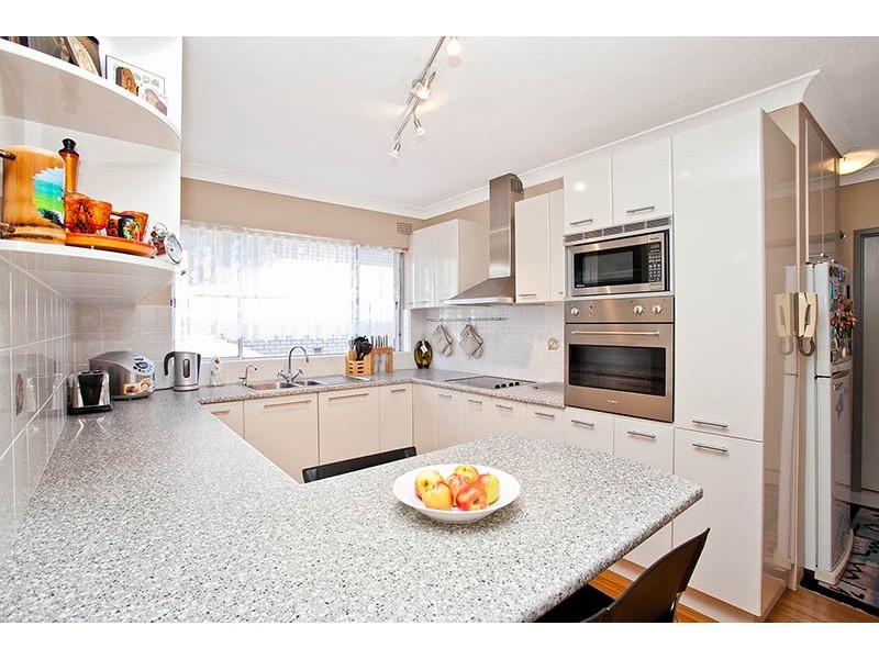 2/9-11 Woids Avenue, Hurstville NSW 2220