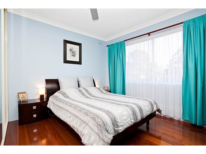 2/9-11 Woids Avenue, Hurstville NSW 2220