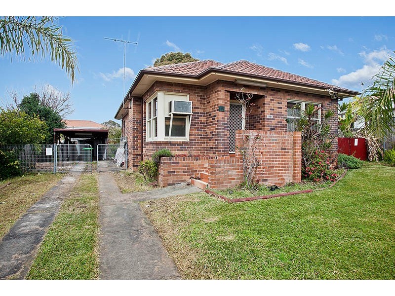 79 Rogers Street, Roselands NSW 2196