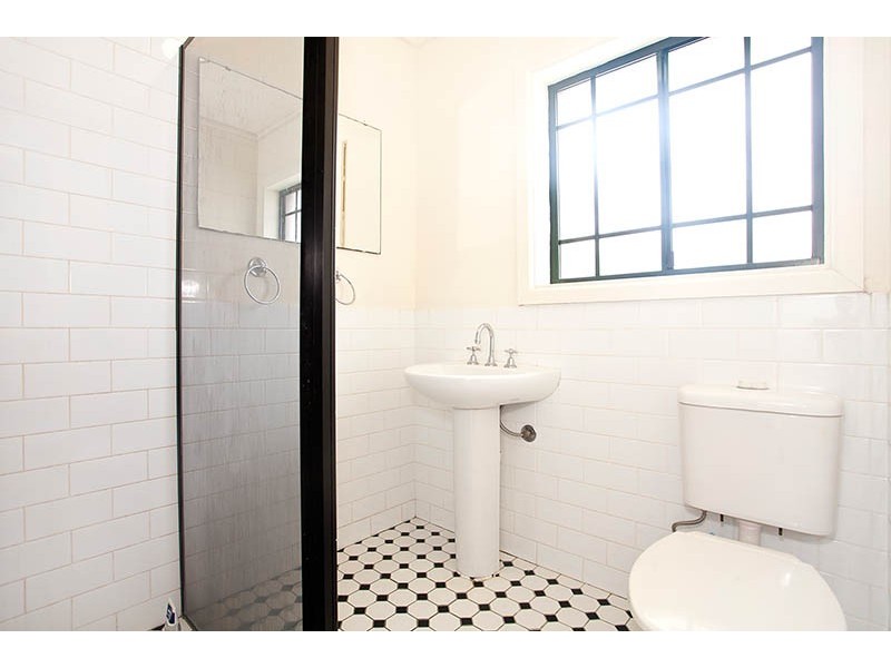 17A Bayview Avenue, Earlwood NSW 2206