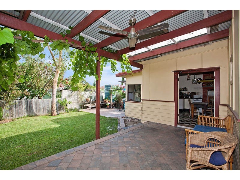 28 Colvin Avenue, Carlton NSW 2218