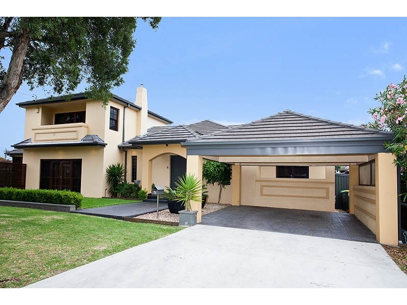 5 Monaro Avenue, Kingsgrove NSW 2208