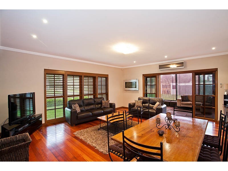 5 Monaro Avenue, Kingsgrove NSW 2208