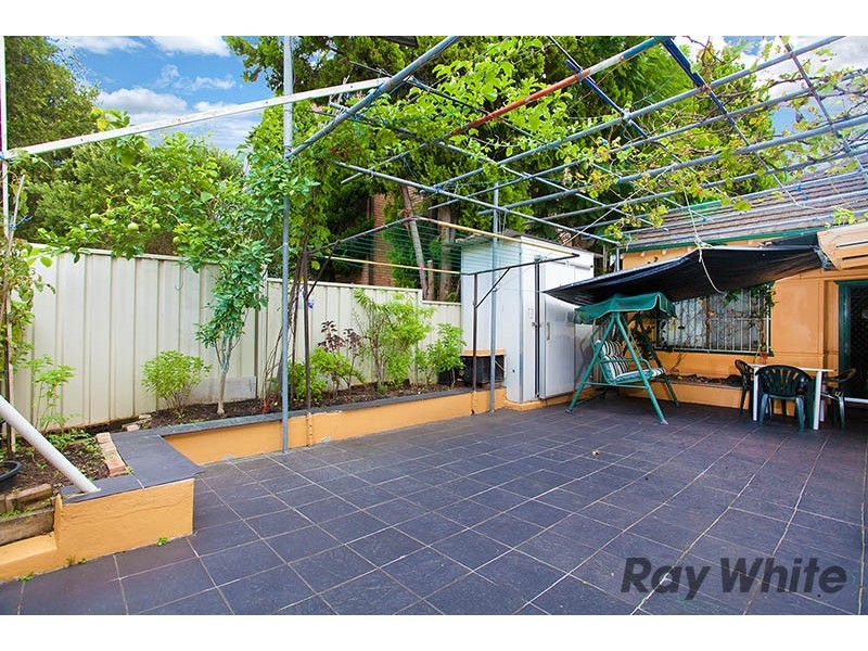 30 Station Street, Mortdale NSW 2223