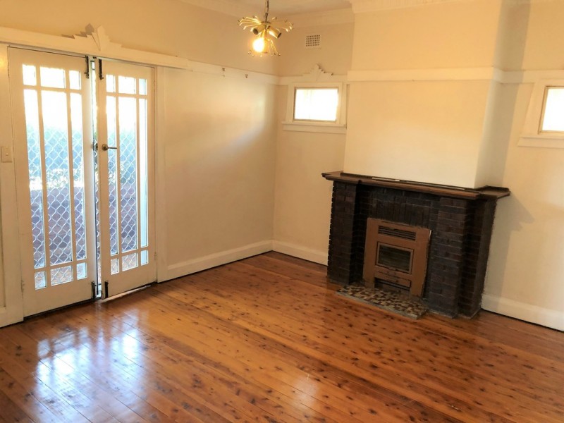 1 Richmond Street, Banksia NSW 2216