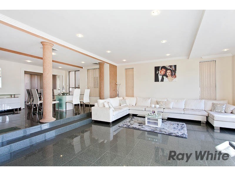 8 Wolli Creek Road, Banksia NSW 2216