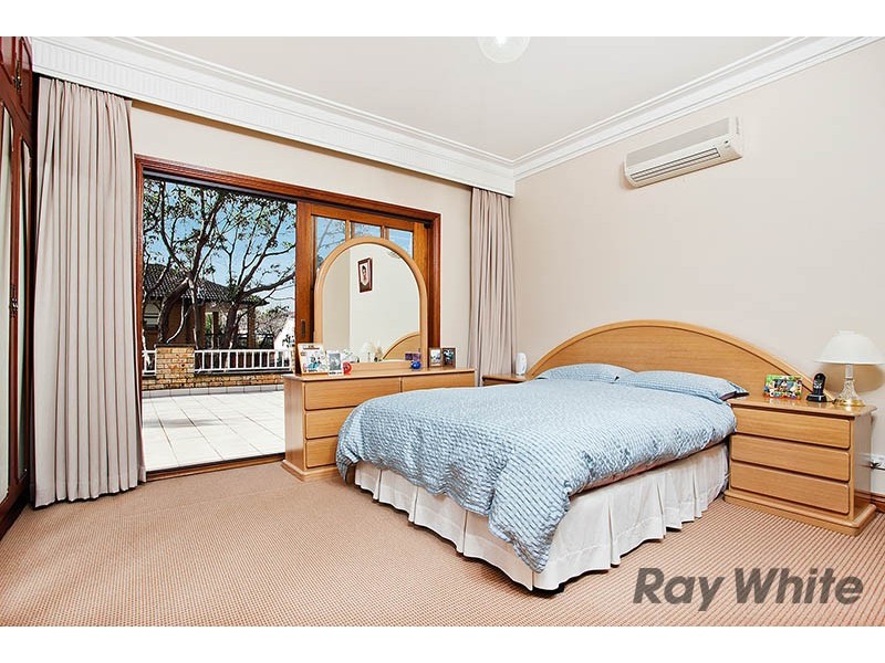6 Baringa Road, Earlwood NSW 2206