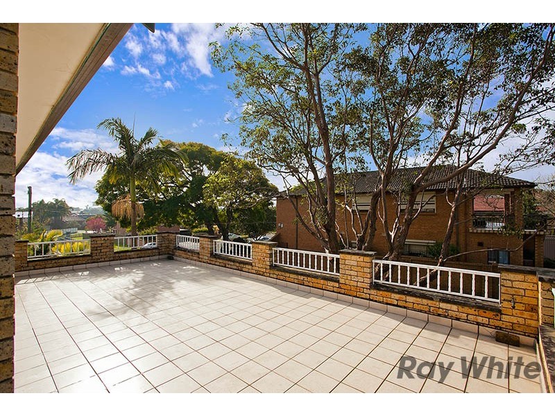 6 Baringa Road, Earlwood NSW 2206