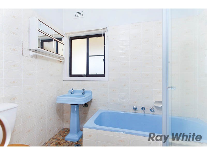 32 Barwon Road, Mortdale NSW 2223