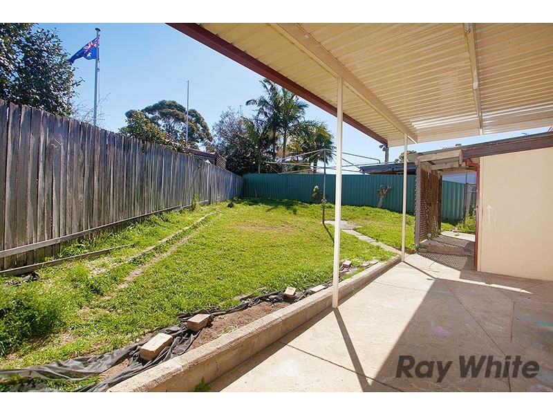 32 Barwon Road, Mortdale NSW 2223