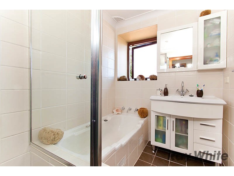 9 Bray Avenue, Earlwood NSW 2206