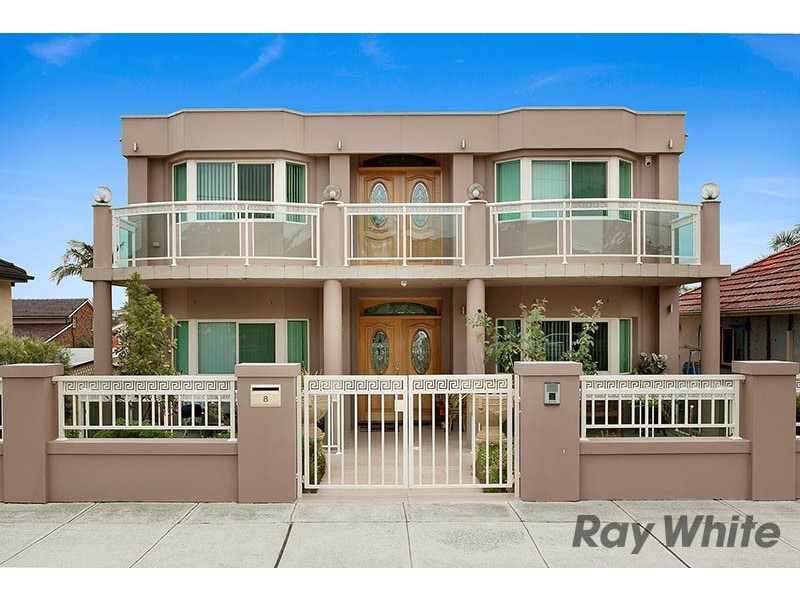 8 Carlton Crescent, Kogarah Bay NSW 2217