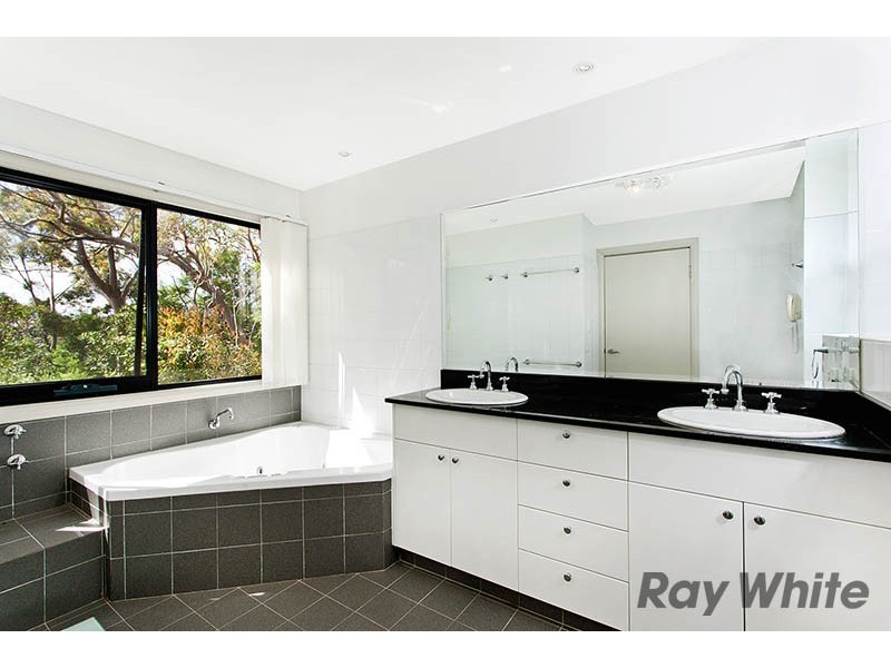 130a Moons Avenue, Lugarno NSW 2210