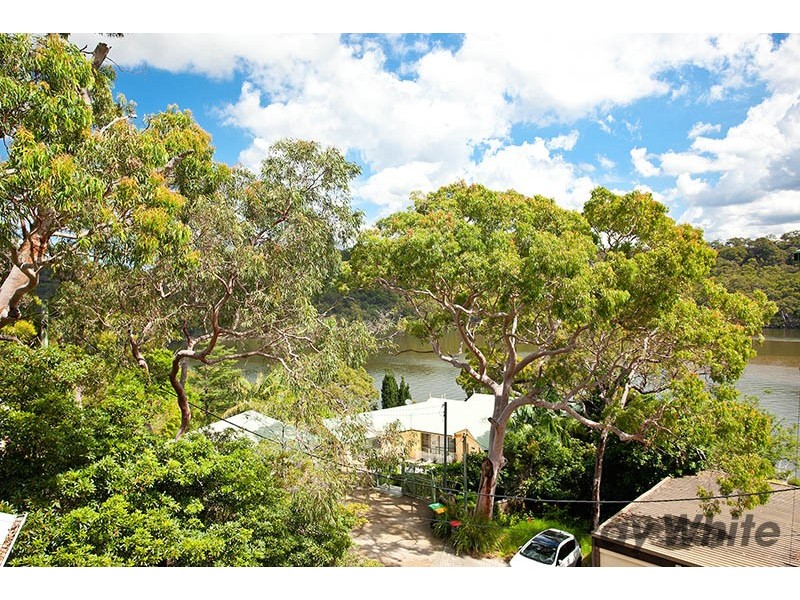 130a Moons Avenue, Lugarno NSW 2210