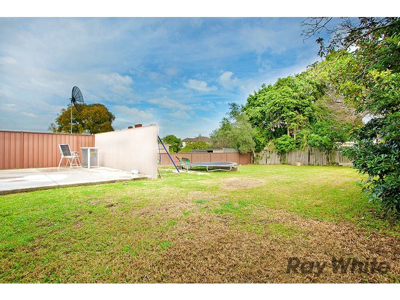 52 Benaroon Road, Lakemba NSW 2195