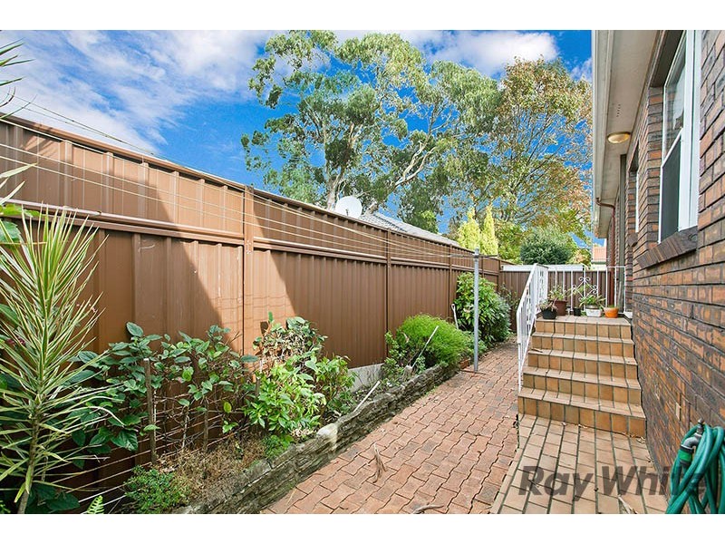 9/137-143 Queen Victoria Road, Bexley NSW 2207