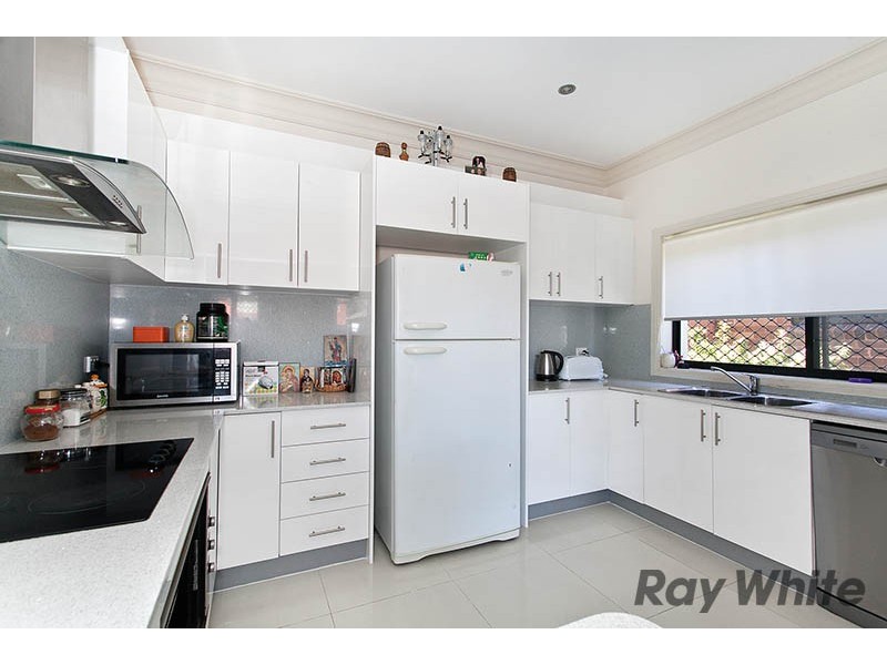 5 Kinsel Avenue, Kingsgrove NSW 2208