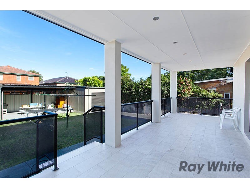 5 Kinsel Avenue, Kingsgrove NSW 2208