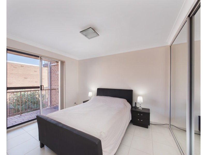 8/72-74 Reynolds Avenue, Bankstown NSW 2200