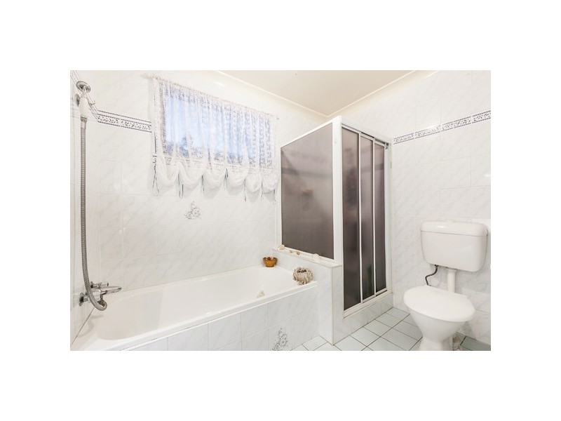 31 Macintyre Crescent, Sylvania Waters NSW 2224