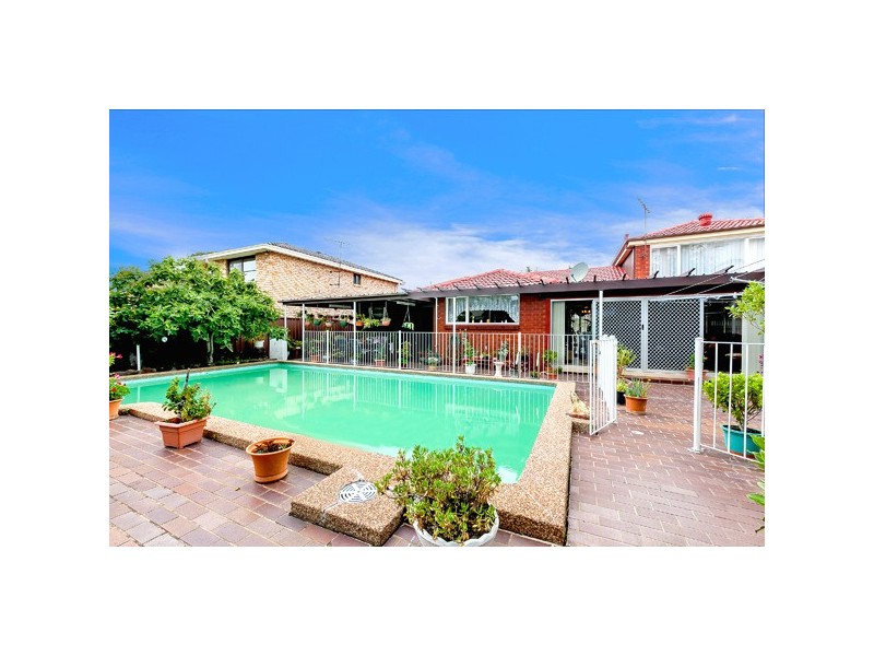 31 Macintyre Crescent, Sylvania Waters NSW 2224