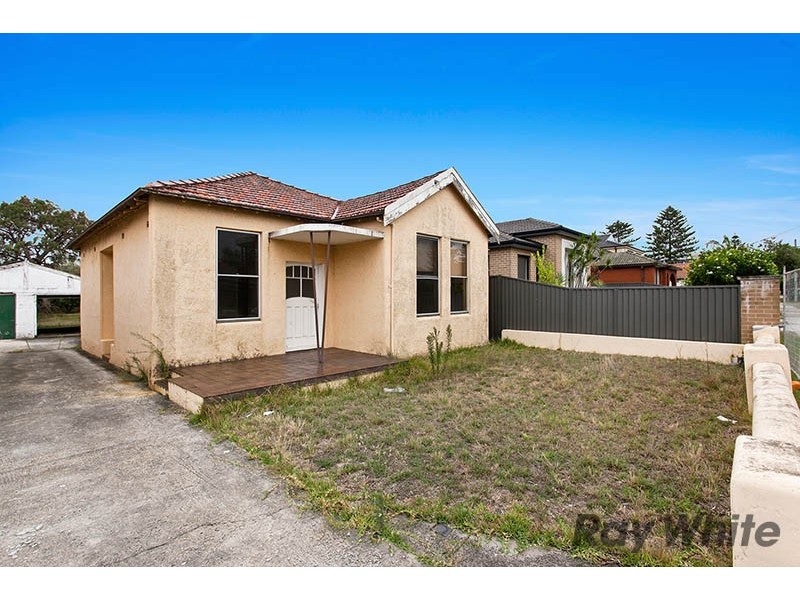 9 and 9A Robinson Street, Monterey NSW 2217