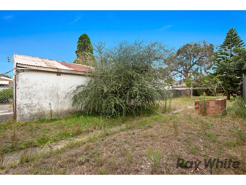 9 and 9A Robinson Street, Monterey NSW 2217