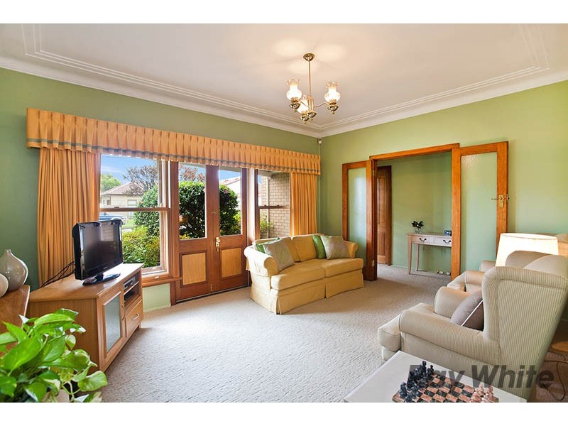 52 Lynwen Crescent, Banksia NSW 2216