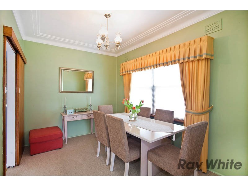 52 Lynwen Crescent, Banksia NSW 2216