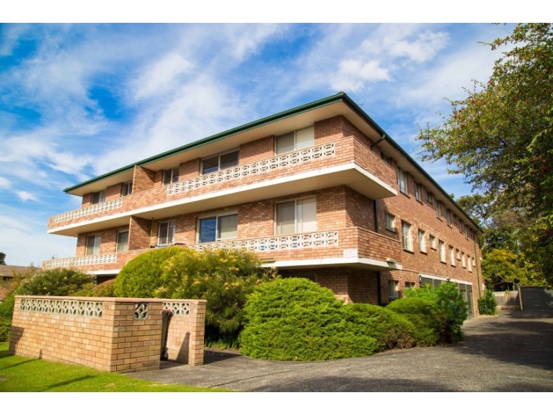 8/100-102 Wyadra Avenue, Freshwater NSW 2096