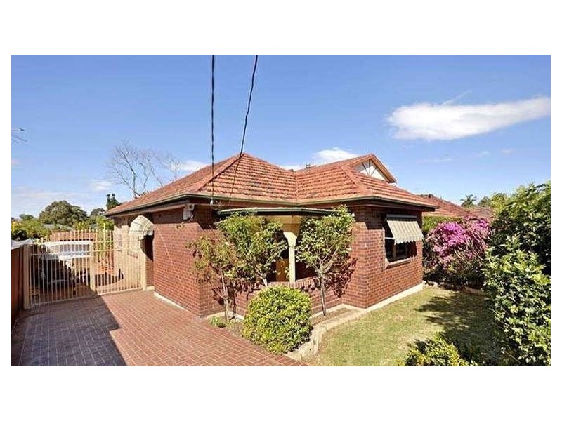 4 Renown Avenue, Oatley NSW 2223