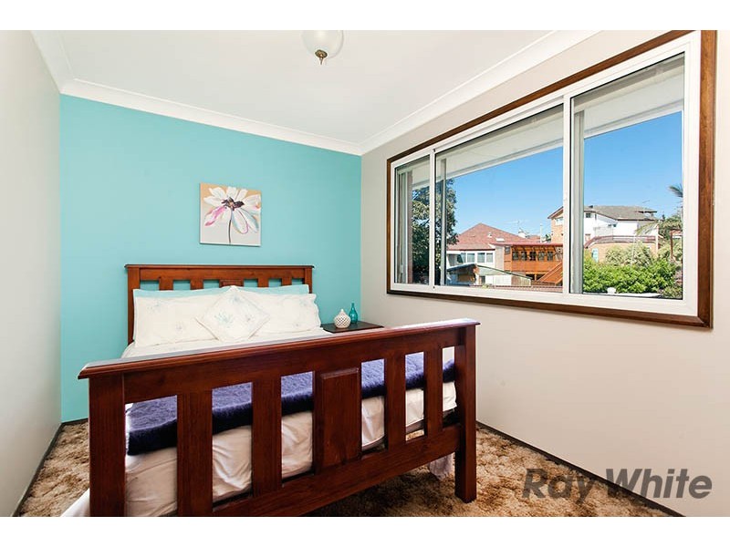 10 Oak Place, Banksia NSW 2216