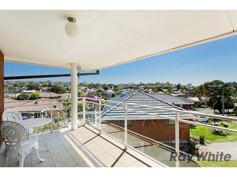 10 Oak Place, Banksia NSW 2216