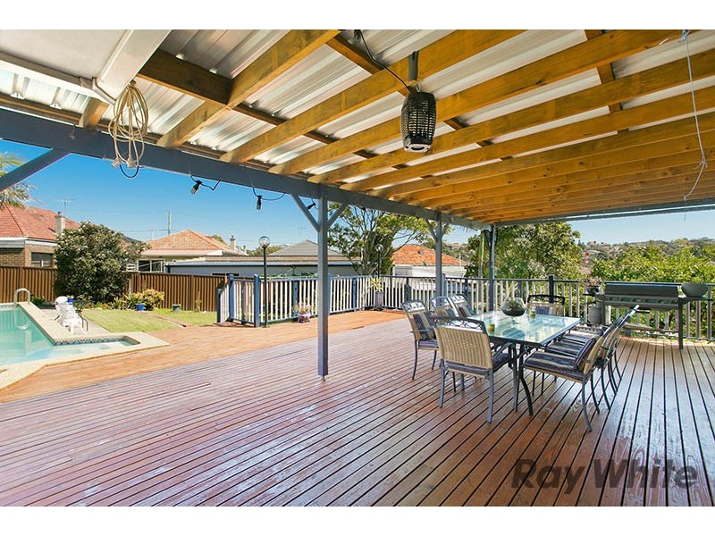 10 Oak Place, Banksia NSW 2216