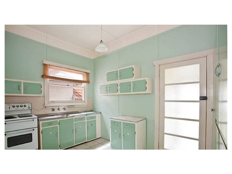 4 Arthur Street, Carlton NSW 2218