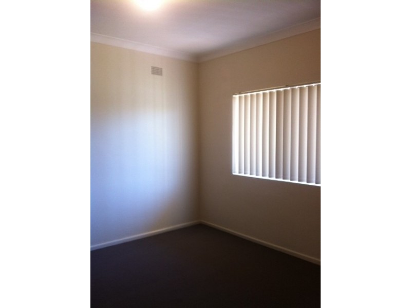 3 Ewen Street, Roselands NSW 2196