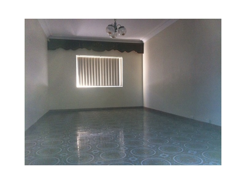 3 Ewen Street, Roselands NSW 2196