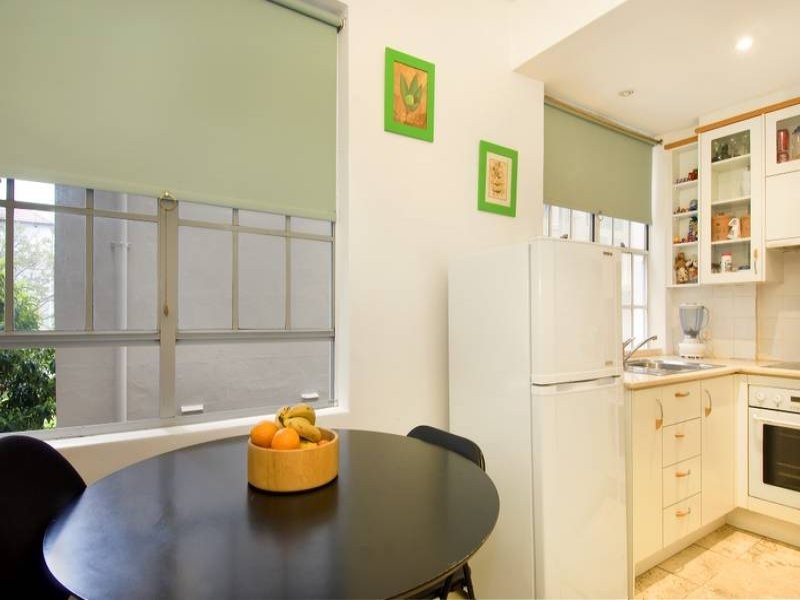 8/2 Greenknowe Avenue, Elizabeth Bay NSW 2011