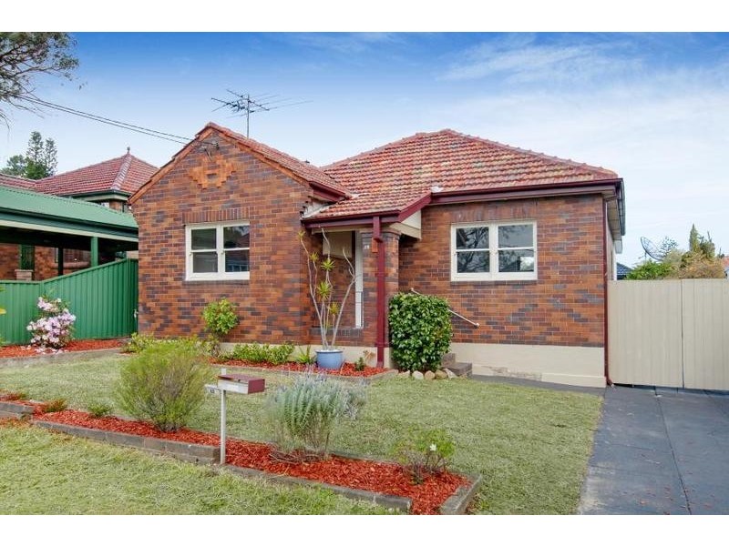 12 Hansen Avenue, Earlwood NSW 2206