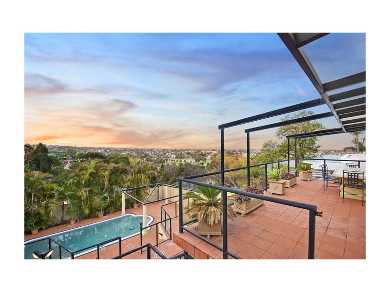 46 Gnarbo Avenue, Carss Park NSW 2221